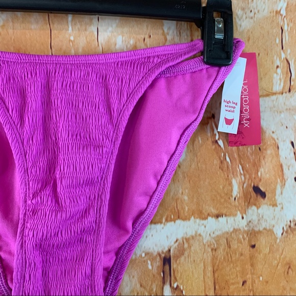 SOLD!!Juniors' Textured High Leg Scoop Bikini Bottom - - Picture 7 of 8